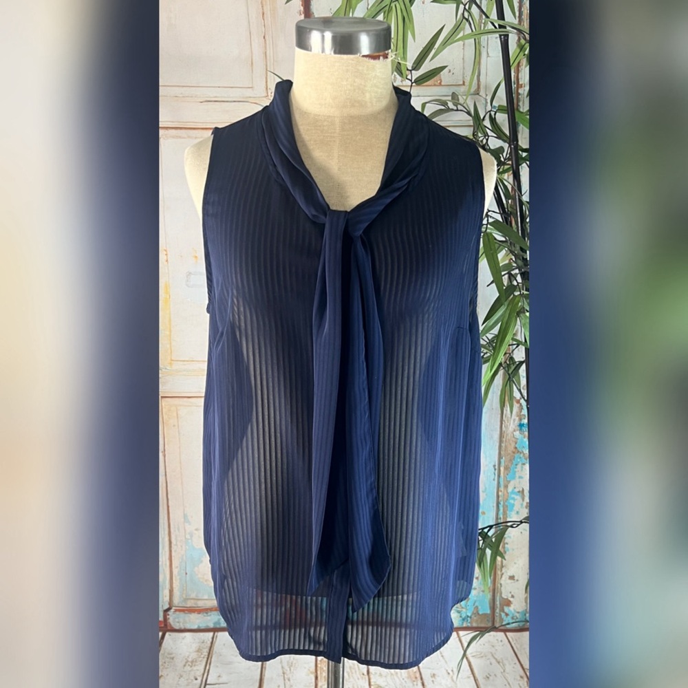 A New Day Blue Striped Tie Neck Button Down Sleeveless Blouse
